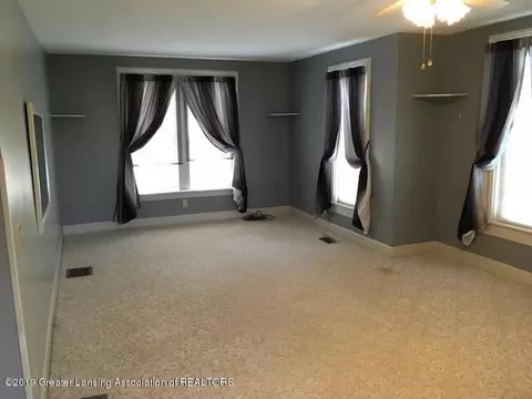 1852 E Taft Rd, Saint Johns, MI 48879 photo 7