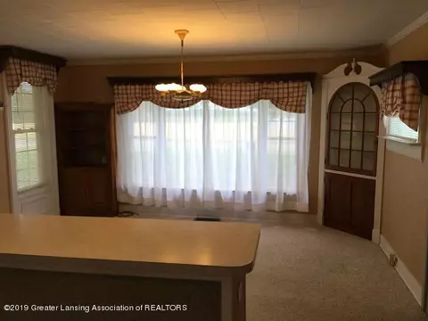 1852 E Taft Rd, Saint Johns, MI 48879 photo 6