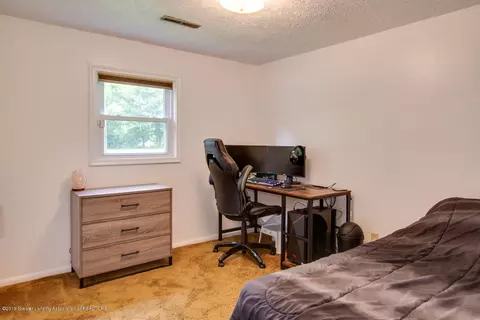 2172 Gilbert Rd, Lansing, MI 48911 photo 12
