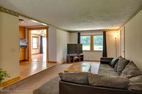 2172 Gilbert Rd, Lansing, MI 48911 photo 14