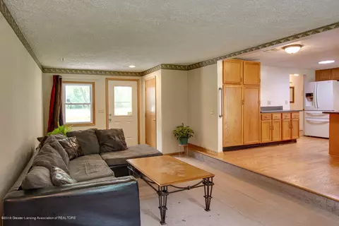 2172 Gilbert Rd, Lansing, MI 48911 photo 15