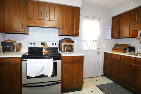 357 N Rogers St, Mason, MI 48854 photo 9