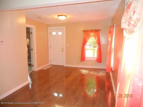 1408 E North St, Lansing, MI 48906 photo 14