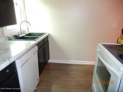 1408 E North St, Lansing, MI 48906 photo 16
