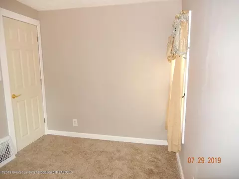 1408 E North St, Lansing, MI 48906 photo 22