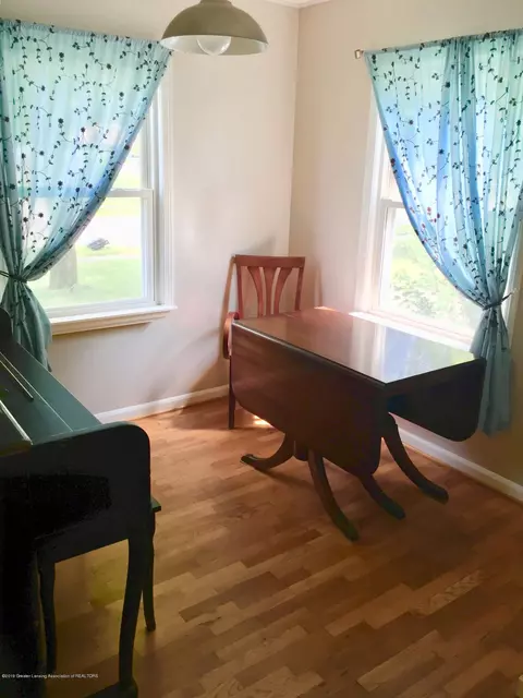 3413 Upton Rd, Lansing, MI 48917 photo 11