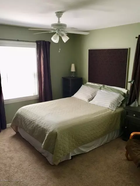 3413 Upton Rd, Lansing, MI 48917 photo 8