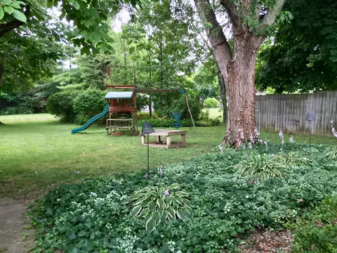 3413 Upton Rd, Lansing, MI 48917 photo 21