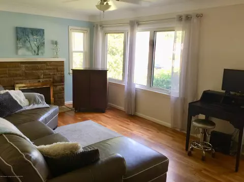 3413 Upton Rd, Lansing, MI 48917 photo 6