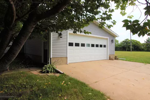 1781 S Aurelius Rd, Mason, MI 48854 photo 3