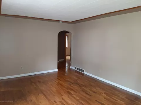 329 E Mason St, Lansing, MI 48910 photo 5