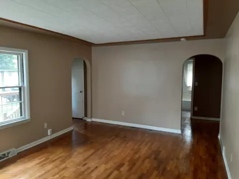 329 E Mason St, Lansing, MI 48910 photo 4