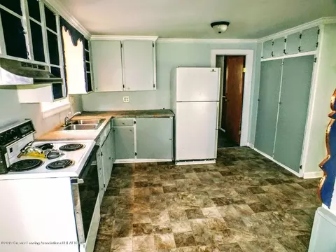 711 River St, Owosso, MI 48867 photo 7