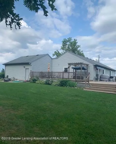 3553 W Maple Rapids Rd, Saint Johns, MI 48879 photo 4