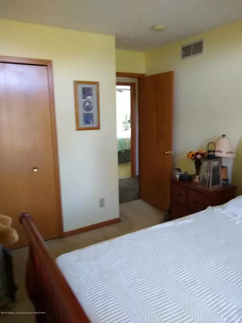 3553 W Maple Rapids Rd, Saint Johns, MI 48879 photo 16