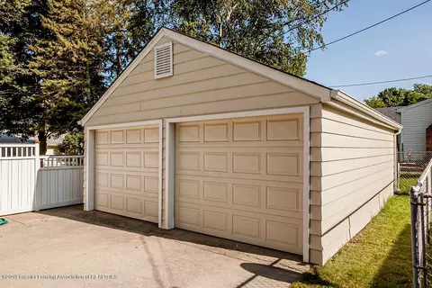 1108 E Cavanaugh Rd, Lansing, MI 48910 photo 29