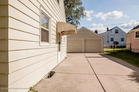 1108 E Cavanaugh Rd, Lansing, MI 48910 photo 28