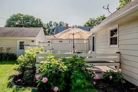 1108 E Cavanaugh Rd, Lansing, MI 48910 photo 34