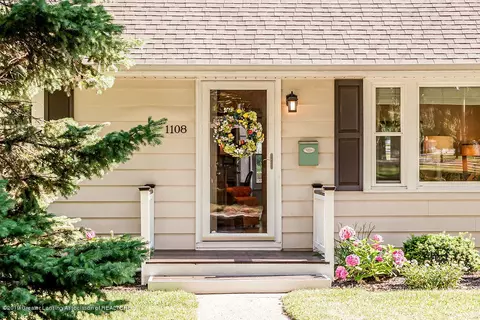 1108 E Cavanaugh Rd, Lansing, MI 48910 photo 2