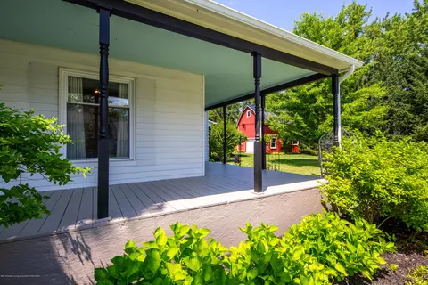 301 Green St, Perry, MI 48872 photo 27