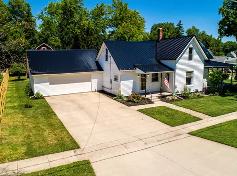 301 Green St, Perry, MI 48872 photo 43