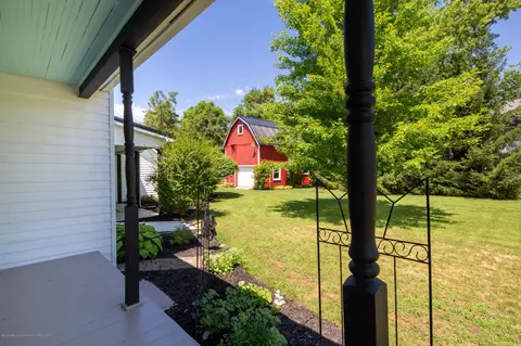 301 Green St, Perry, MI 48872 photo 29