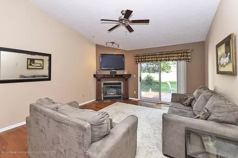 2006 Hamilton Rd, Okemos, MI 48864 photo 2