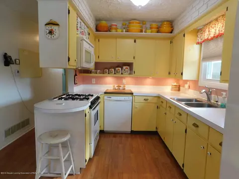 400 S Aurelius Rd, Mason, MI 48854 photo 8