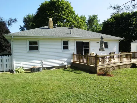 1378 Cloverleaf Rd, Lansing, MI 48906 photo 7