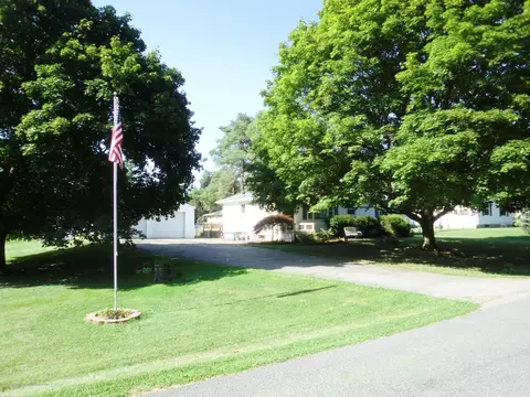 1378 Cloverleaf Rd, Lansing, MI 48906 photo 23