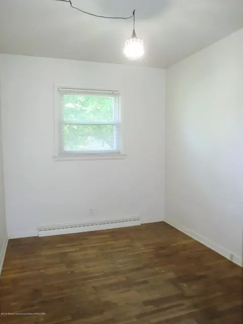1378 Cloverleaf Rd, Lansing, MI 48906 photo 18