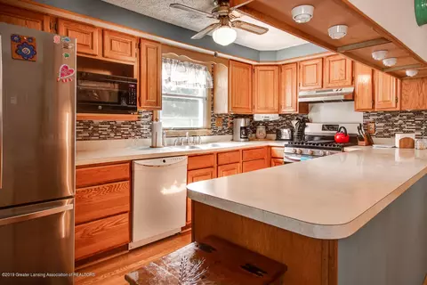 702 Williams St, Williamston, MI 48895 photo 12