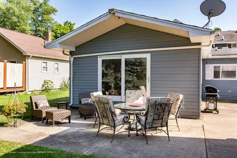 702 Williams St, Williamston, MI 48895 photo 5