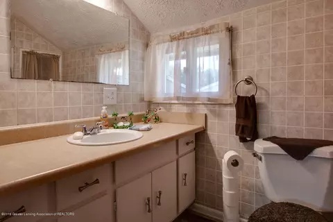 702 Williams St, Williamston, MI 48895 photo 27