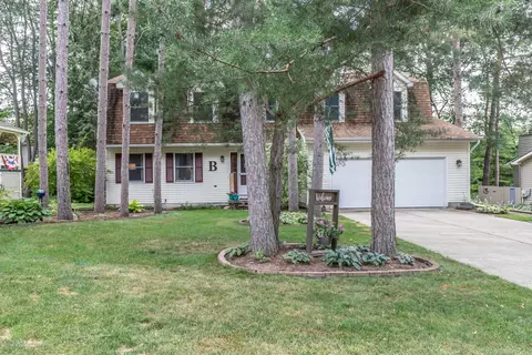 13210 White Pine Dr, Dewitt, MI 48820 photo 3