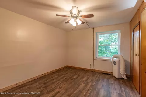 539 E Washington St, Dimondale, MI 48821 photo 21
