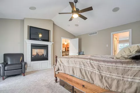 11996 Sara Ann Dr, Dewitt, MI 48820 photo 15