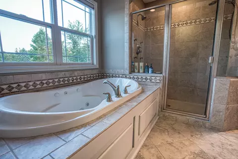 11996 Sara Ann Dr, Dewitt, MI 48820 photo 13