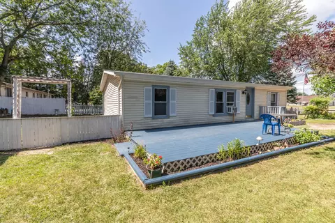 2847 W Britton Rd, Perry, MI 48872 photo 1