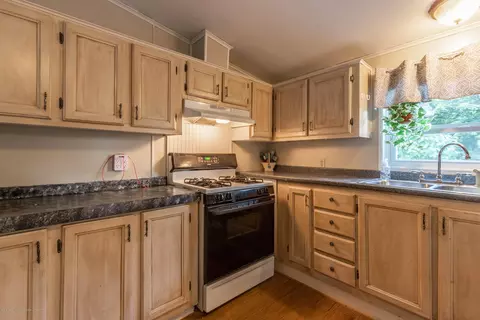 2847 W Britton Rd, Perry, MI 48872 photo 9