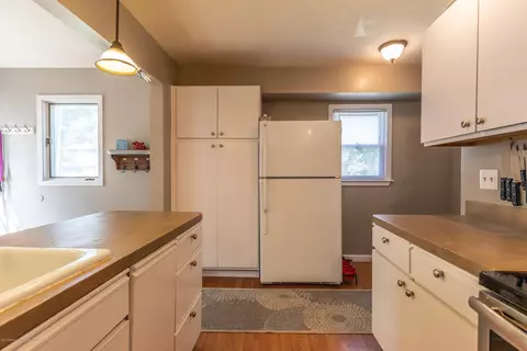4347 Keller Rd, Holt, MI 48842 photo 9