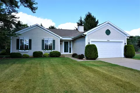 1240 Calumet Dr, Dewitt, MI 48820 photo 1