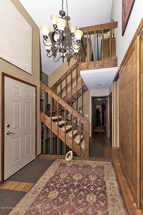 1987 Valley Brook Dr, Okemos, MI 48864 photo 3