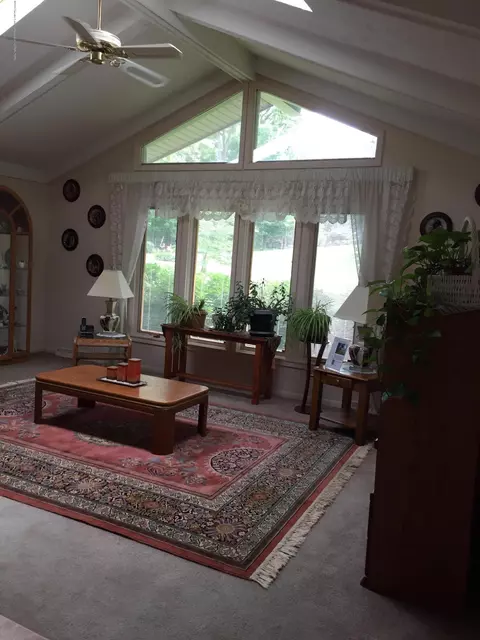 805 E Dill Dr, Dewitt, MI 48820 photo 23