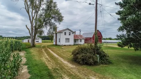 63 Barry Rd, Haslett, MI 48840 photo 2