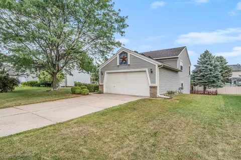 12741 Houghton Dr, Dewitt, MI 48820 photo 3