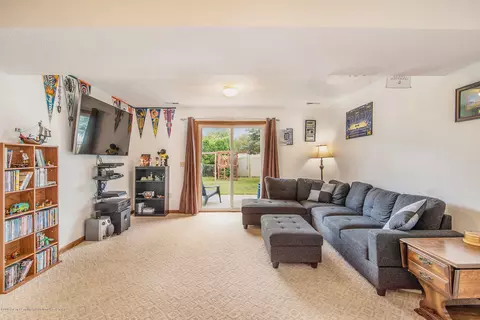 12741 Houghton Dr, Dewitt, MI 48820 photo 17