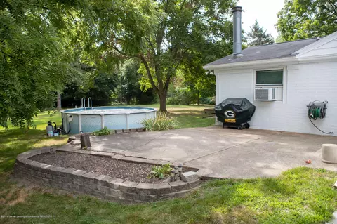 5396 Meridian Rd, Haslett, MI 48840 photo 23