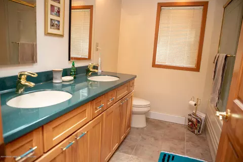 5396 Meridian Rd, Haslett, MI 48840 photo 15
