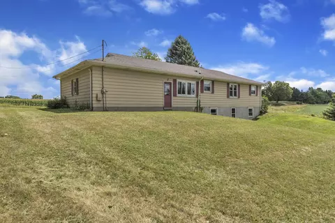 14560 Nichols Rd, Bath, MI 48808 photo 29